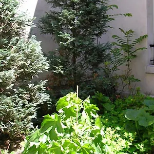 Hotel Des Pavillons, Parijs